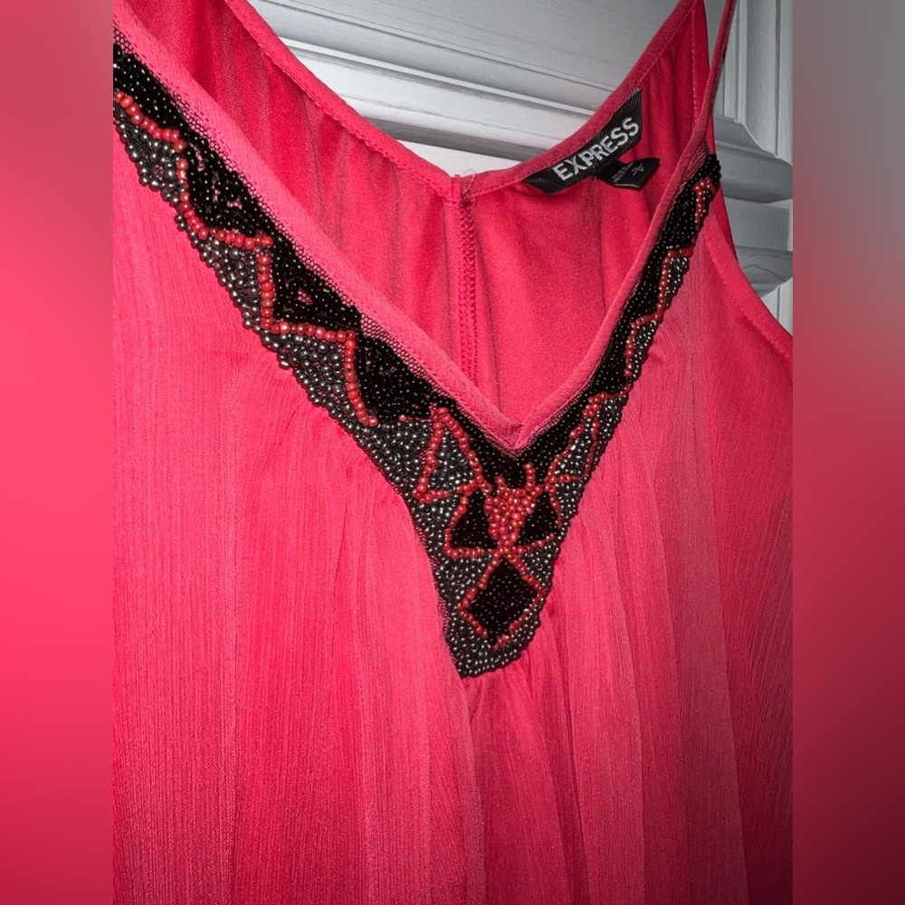 Express Free Flowing Dress - Picture 5 of 11